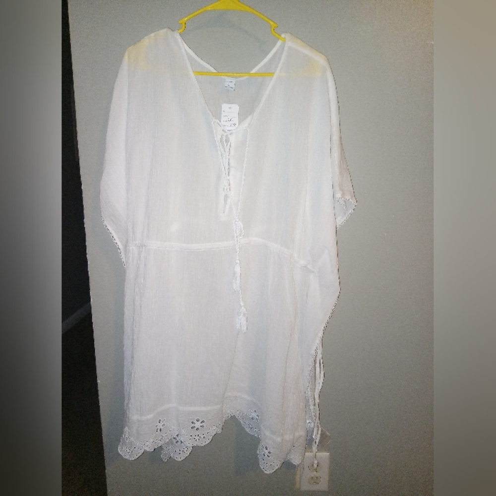 Old navy swim suit cover up
